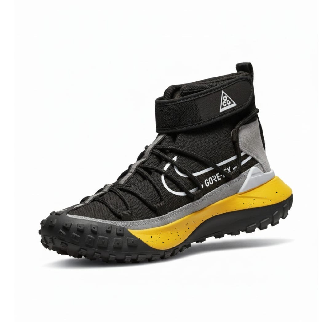 BOTA NIKE ACG