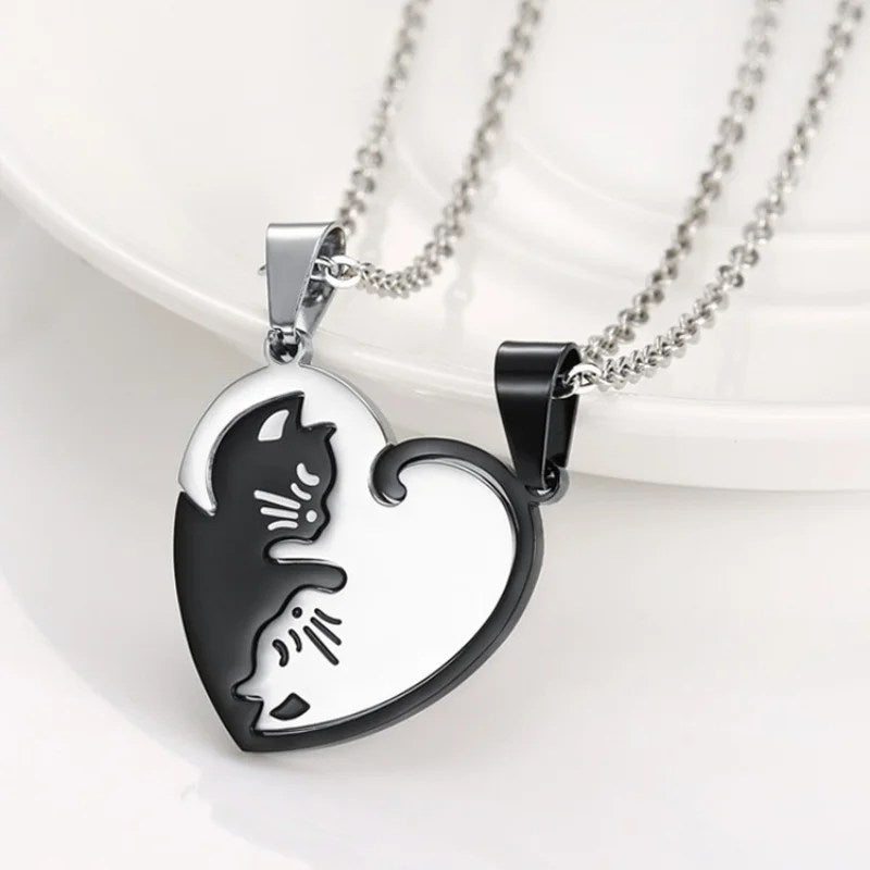 collar gatitos enamorados